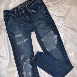 american eagle distressed jeans
